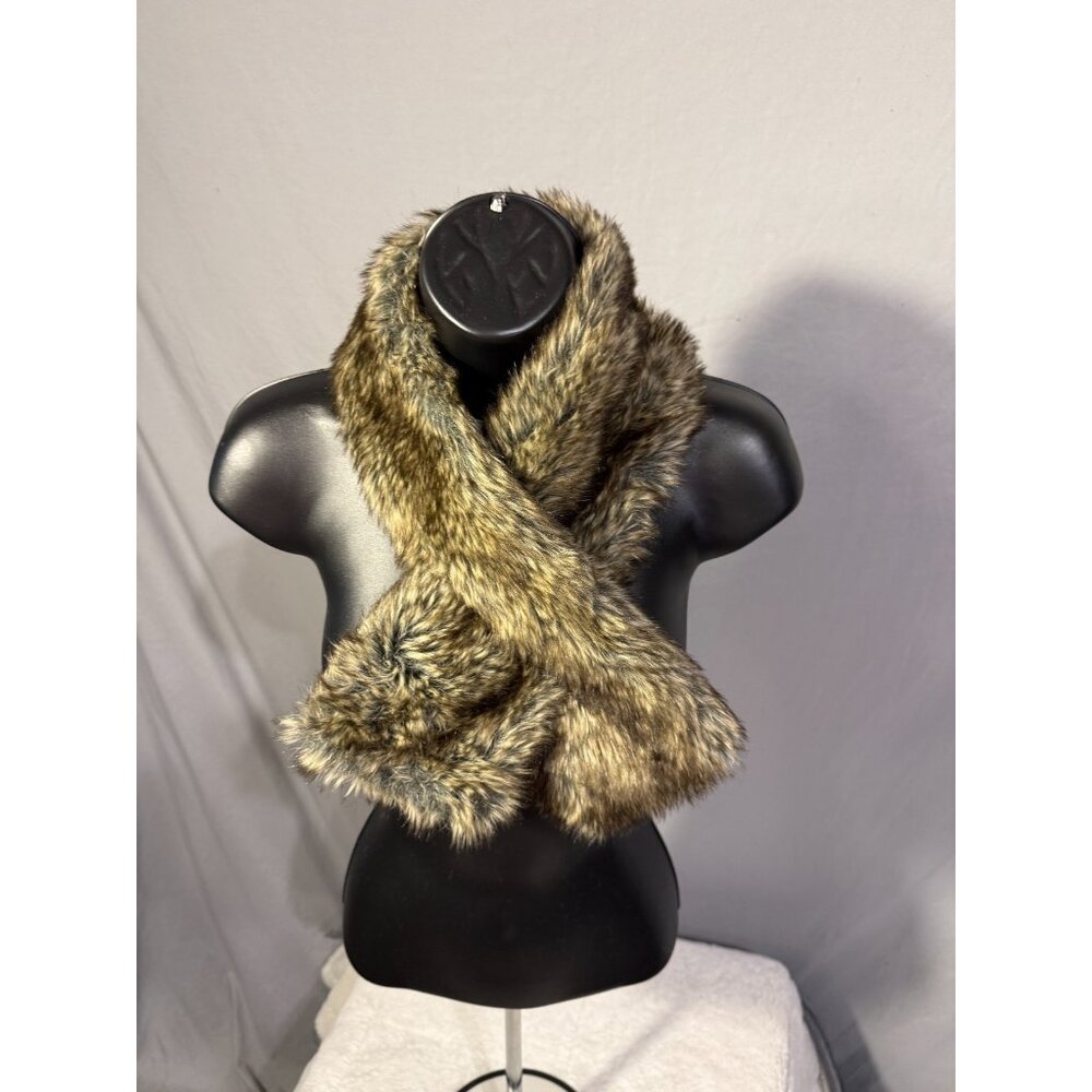 Glam Regency Extra Motive Faux Fur Collar Women’s Detachable Scarf Shawl Wrap